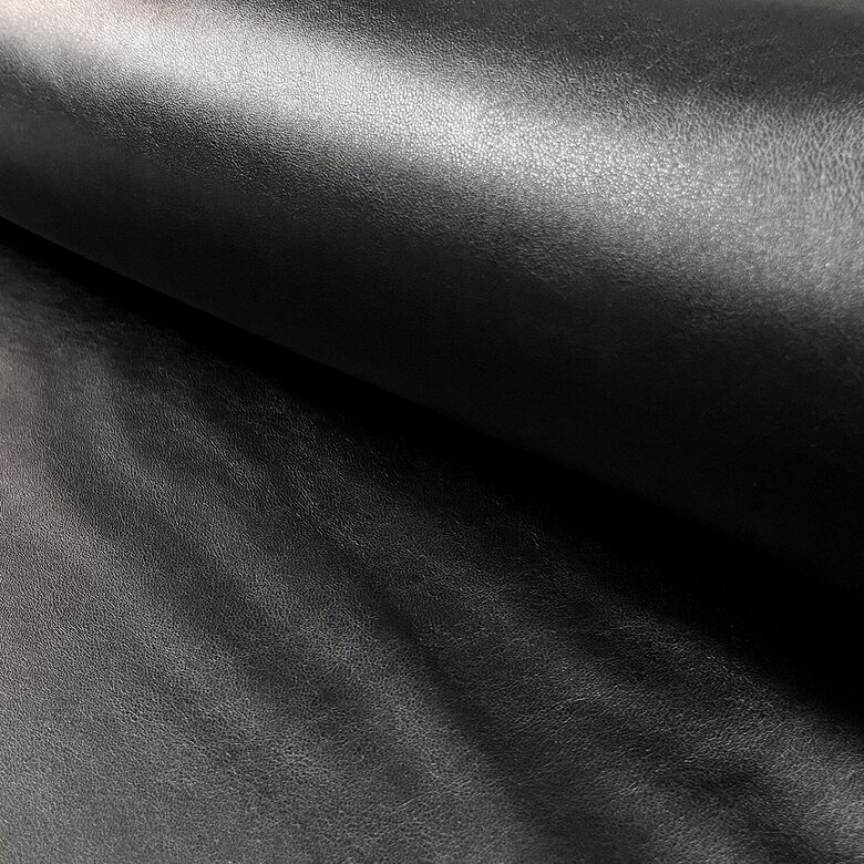 Elastīga mākslīgā āda Melna